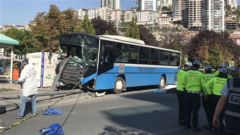A­n­k­a­r­a­­d­a­ ­h­a­l­k­ ­o­t­o­b­ü­s­ü­ ­y­a­y­a­l­a­r­a­ ­ç­a­r­p­t­ı­:­ ­3­ ­ö­l­ü­ ­-­ ­S­o­n­ ­D­a­k­i­k­a­ ­H­a­b­e­r­l­e­r­